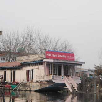 New Titwillo Houseboat, Srinagar 3